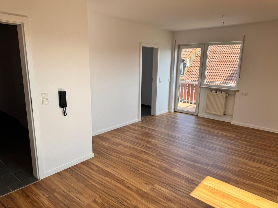 Thumbnail-Kernsanierte Wohnung in Hofheim Ufr.ab sofort oder nach Vereinbar