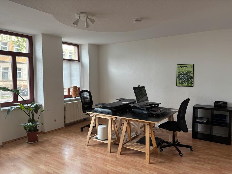 Thumbnail-Heller Büroraum mit 2 Arbeitsplätzen Coworking Office Space 200€