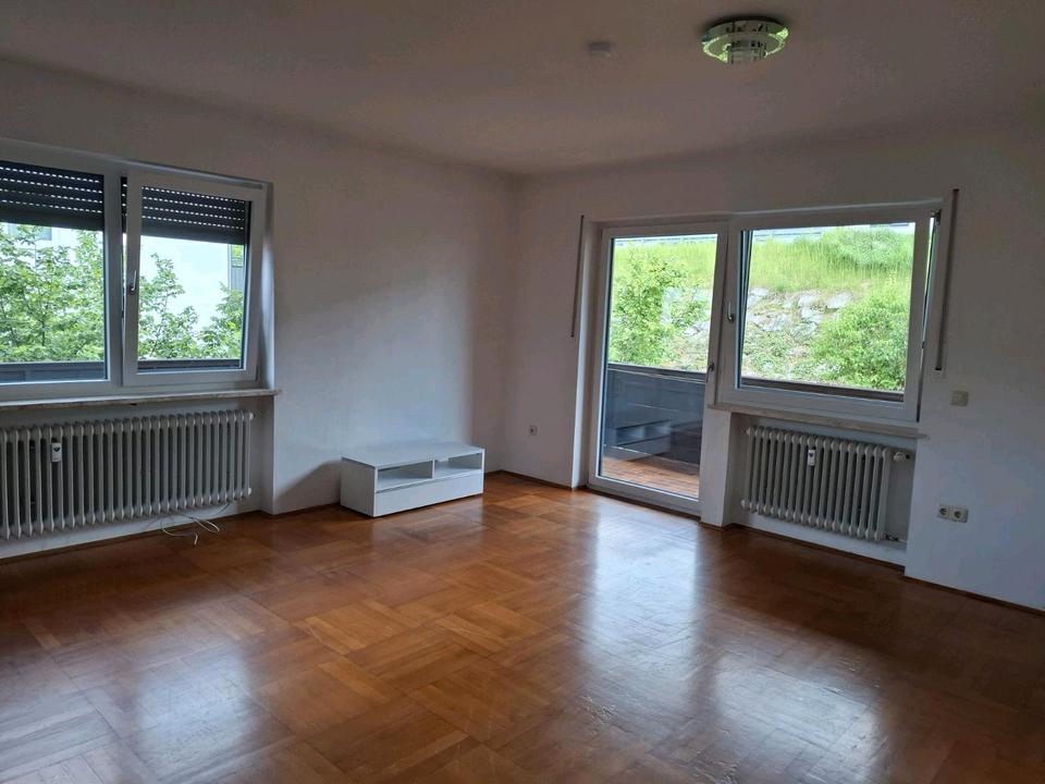 Thumbnail-Helle, ruhige 2- Zimmer-Wohnung mit Balkon - Teisnach