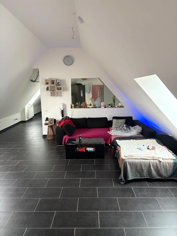 Thumbnail-4 Zimmer Wohnung in ruhiger Lage