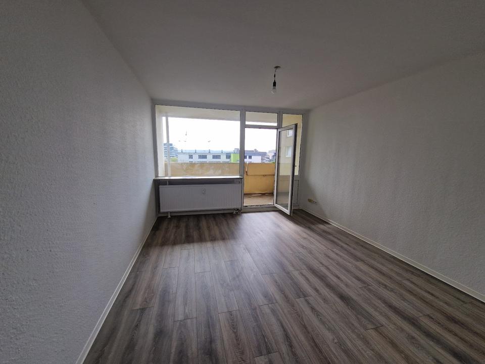 Thumbnail-Renovierte Wohnung im Uni-Center ab 01.05.2026