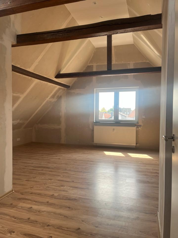 Thumbnail-Helle 4 Zimmer Wohnung in Nieder-Roden