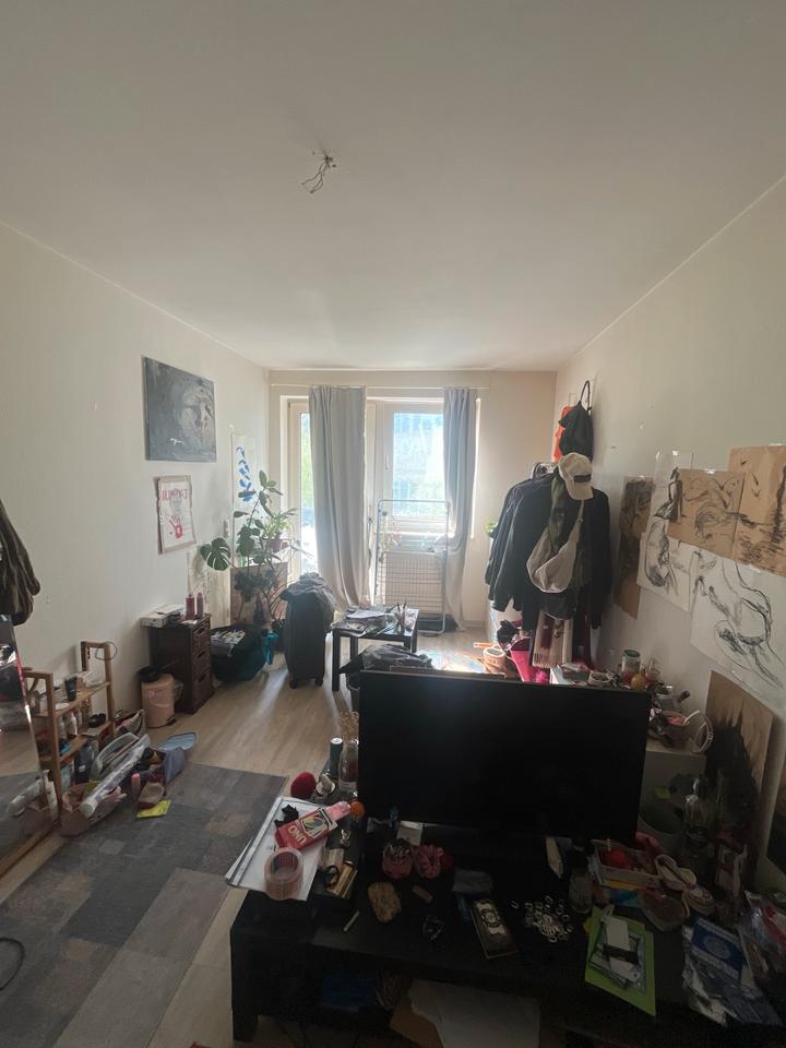 Thumbnail-1 Zimmer in einer 4er Wg !!! nur Frauen !!!