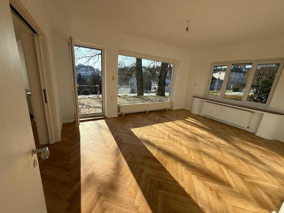 Thumbnail-Exklusive Wohnung in Villa mitten in der City mit eigenem Garten