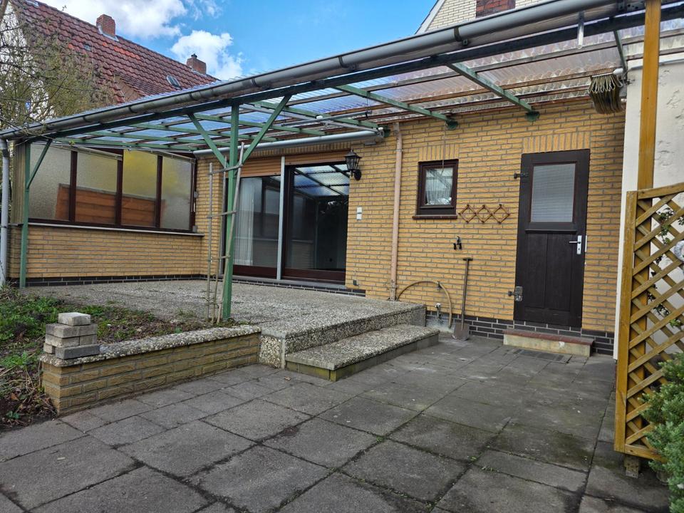 Thumbnail-Freistehendes 1-2-Familienhaus + Auto-Montagegrube, großer Garten