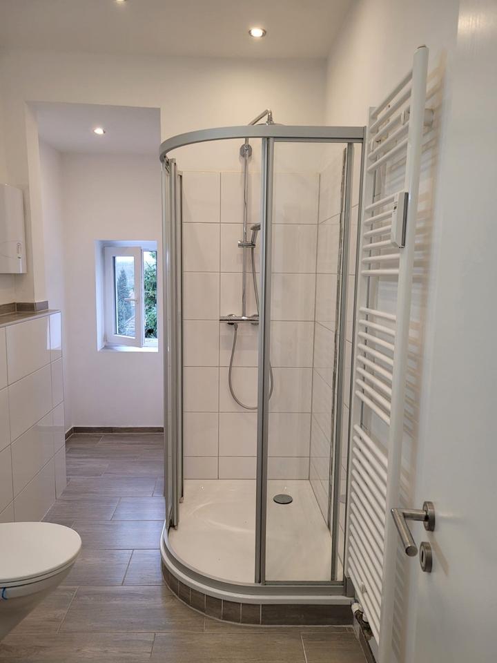 Thumbnail-Schöne 3- Zimmer- Wohnung mit großer Küche