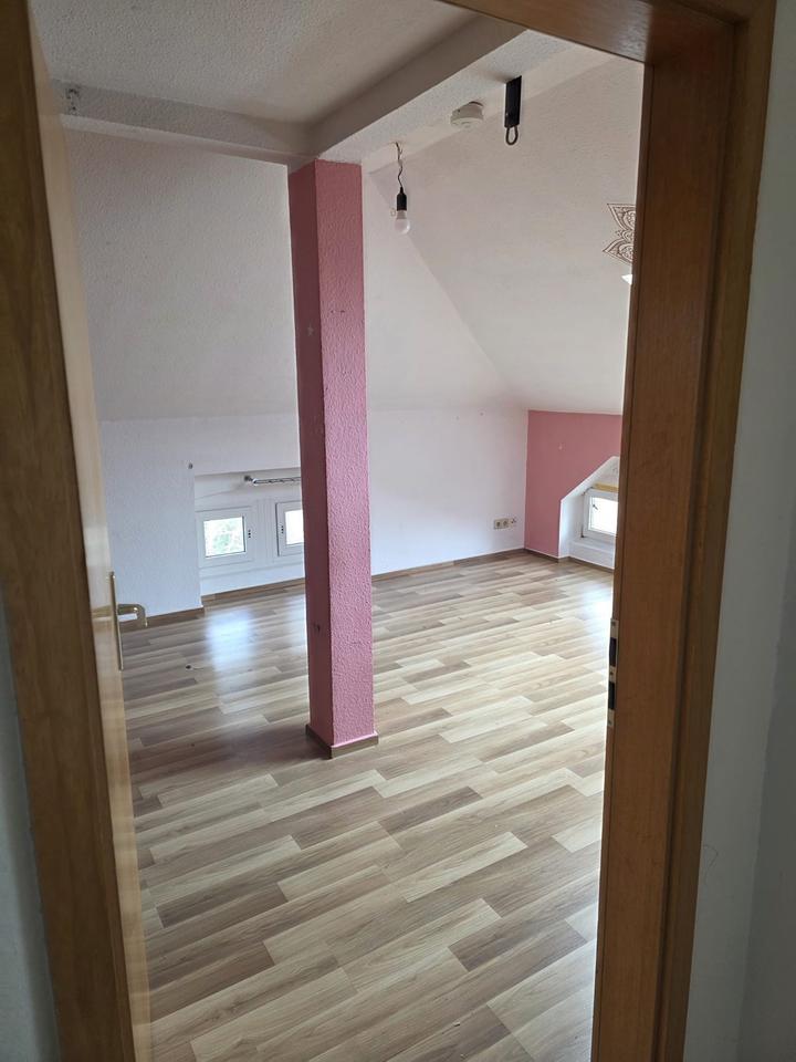 Thumbnail-2-Zimmer Dachgeschosswohnung in Altenburg