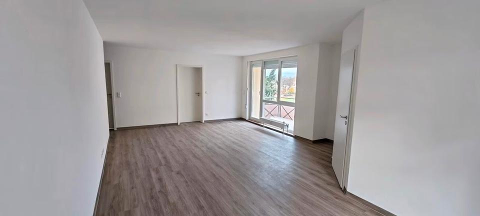 Thumbnail-Helle, freundliche 3-Raumwohnung in Frankenberg Sa.