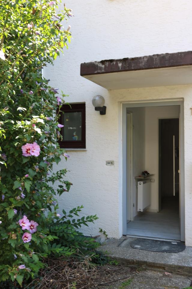 Thumbnail-*** Reihenhaus zu vermieten Waiblingen Hohenacker ***