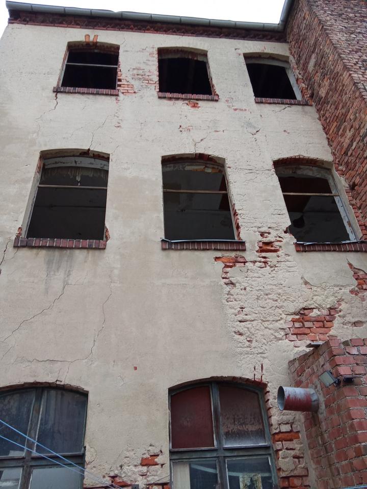 Thumbnail-Ehemaliges Fabrikgebäude von 1986