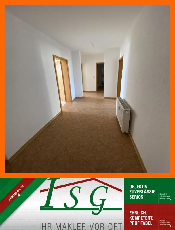 Thumbnail-AB 01.07.2026 - Geräumige 2-Raum Wohnung im 1. OG - direkt im Zentrum von Rochlitz