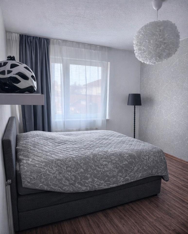 Thumbnail-WG-Zimmer in schöner 85 m² Wohnung mit Balkon – naturnah gelegen