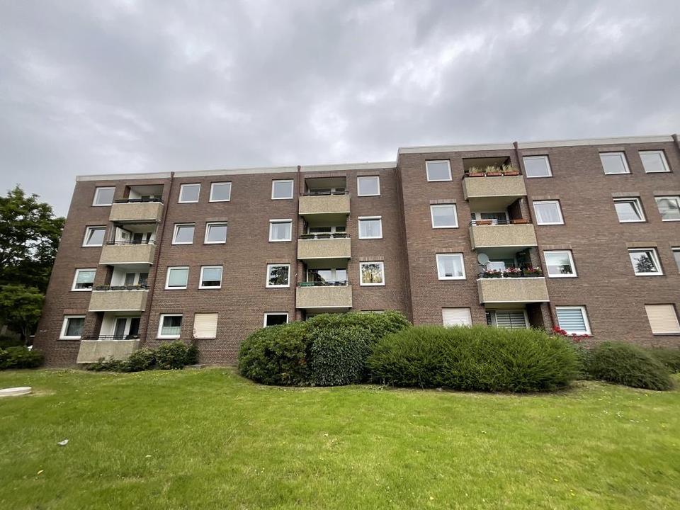 Thumbnail-Bereits modernisierte 3-ZKB-Wohnung im Europaviertel zu vermieten!