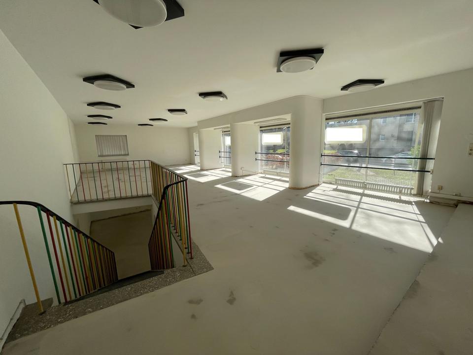 Thumbnail-vielseitig nutzbare Gewerbefläche mit großer Fensterfront