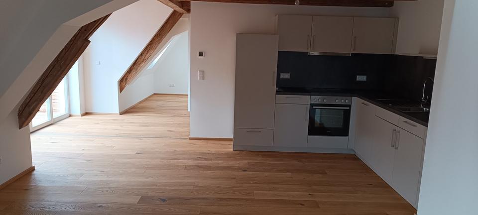 Thumbnail-3-Zimmer-Wohnung mit Balkon (ca.92 m²) in Oettingen zu vermieten
