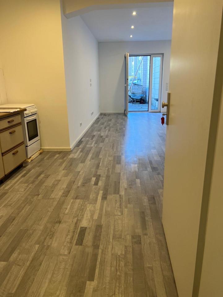 Thumbnail-1 Zimmer Wohnung mit Küchenzeile & Bad