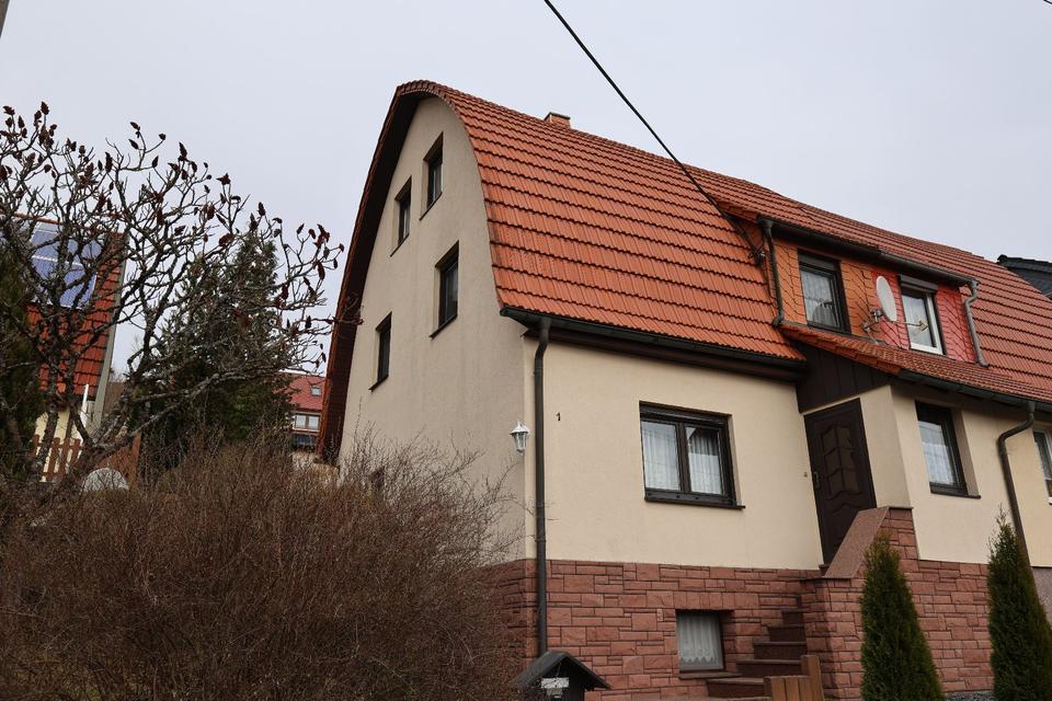 Thumbnail-Doppelhaushälfte mit Aufzug in Zella-Mehlis in ruhiger Wohnlage