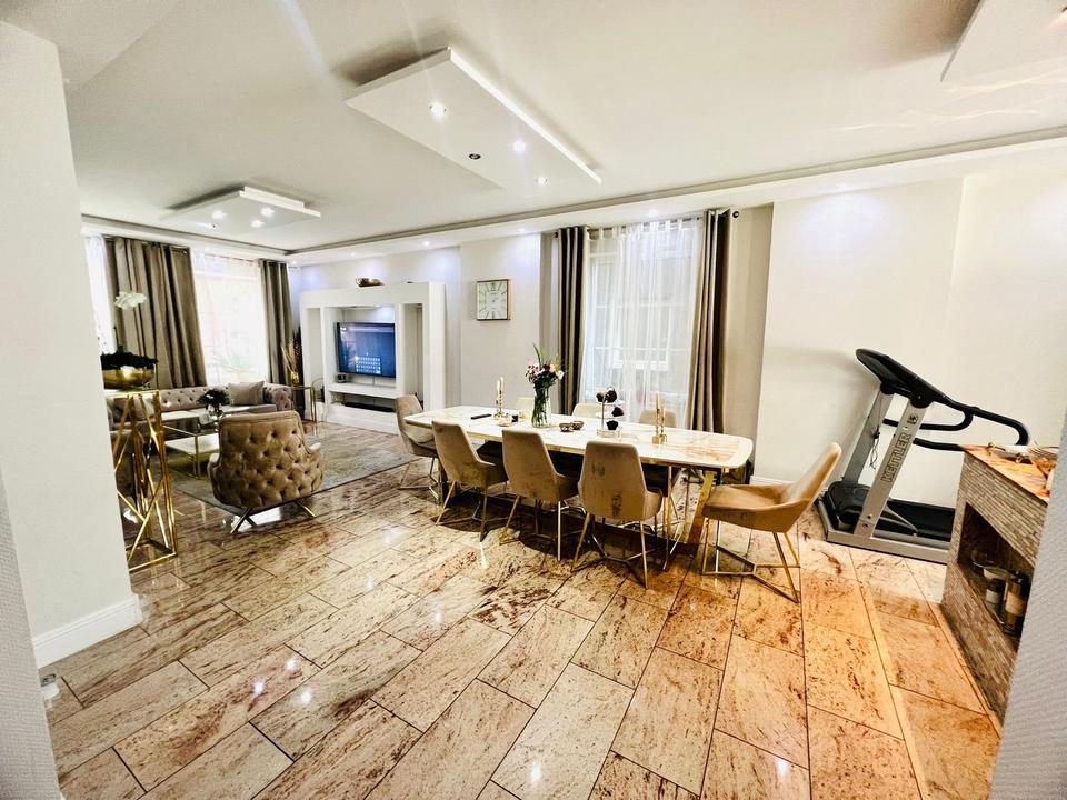 Thumbnail-Große, helle EG-Wohnung (130qm) mit Terrasse, Garten, modern