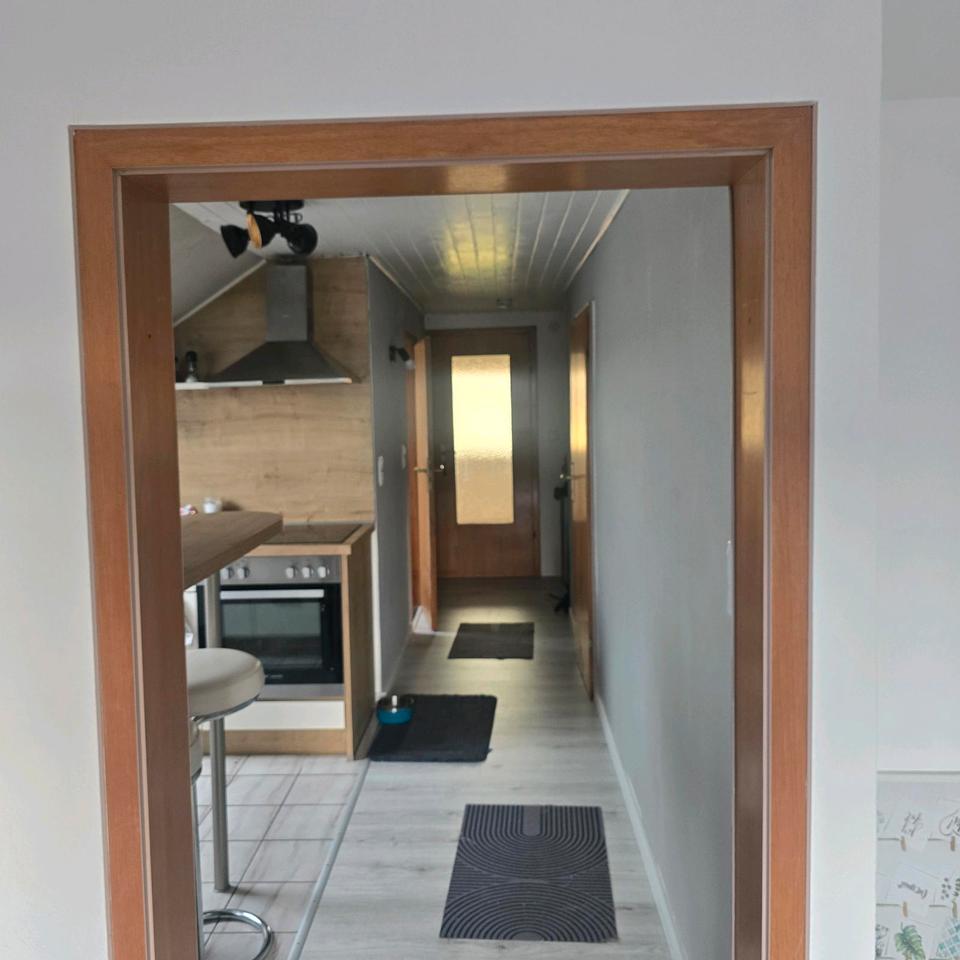Thumbnail-Kleine feine Dachgeschosswohnung in 68799 Reilingen