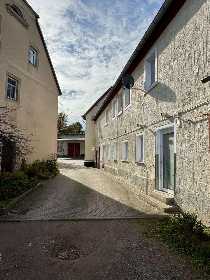 Thumbnail-Gemütliche Single-Wohnung in Zehren zu vermieten