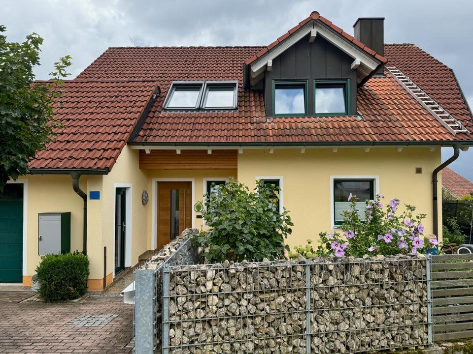 Thumbnail-Attraktives, topmodernisiertes EFH mit WP, PV, Sauna für Familien