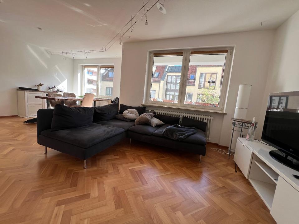 Thumbnail-Lichtdurchflutete 2-Zimmer-Wohnung in Toplage Nähe Arcaden