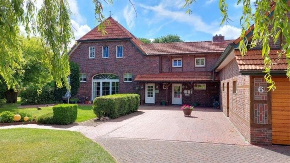 Thumbnail-Kapitalanlage: Bauernhausanwesen mit sieben Wohneinheiten