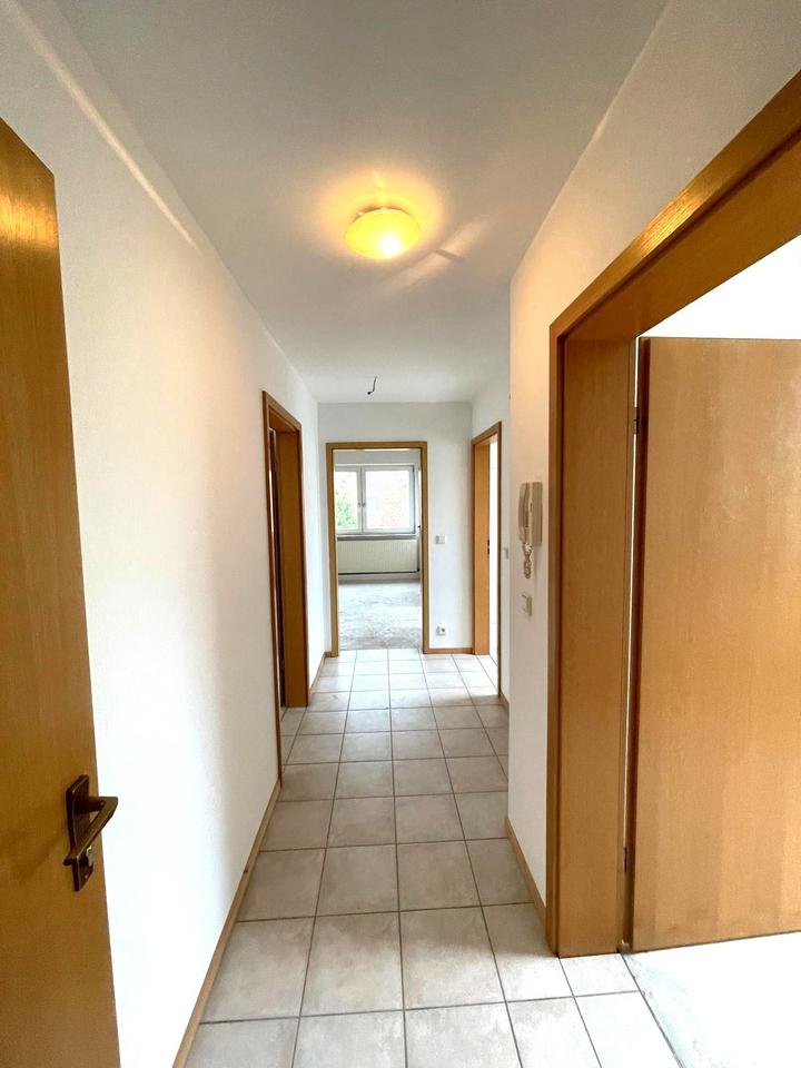 Thumbnail-Schöne 3-Zimmmer Wohnung mit Küche in Haßbergen zu vermieten