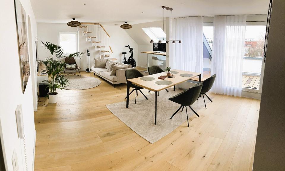 Thumbnail-Exklusive, kernsanierte Dachgeschoss-Maisonette mit Dachterrasse