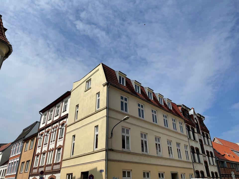 Thumbnail-3 Zimmer im DG | 77 m² Wfl. | WG-Option | Fachwerk-Design | Dusche & Wanne