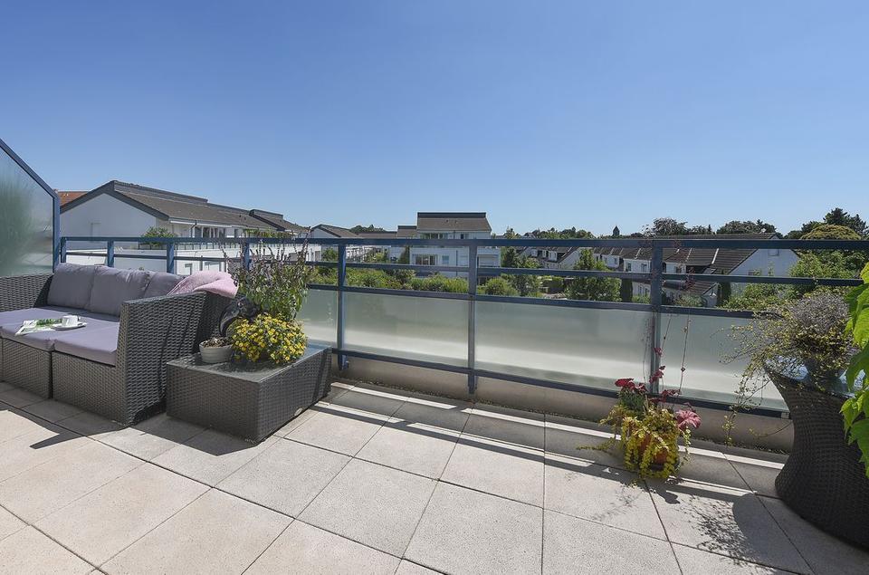 Thumbnail-Penthouse mit Loft-Feeling + Weitblick über Wittlaer in Top-Lage