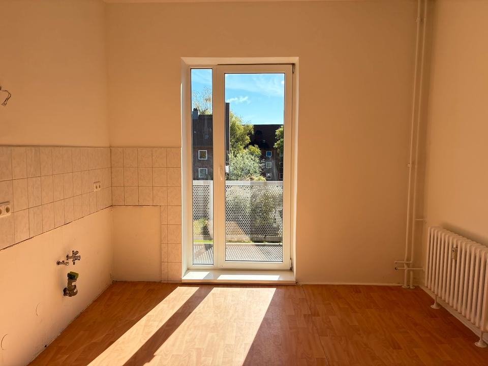 Thumbnail-2,5 Zimmerwohnung mit kleinem Balkon