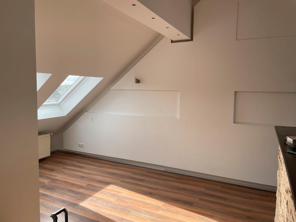 Thumbnail-2-Zimmer Dachgeschosswohnung in Langenselbold inkl. Garage