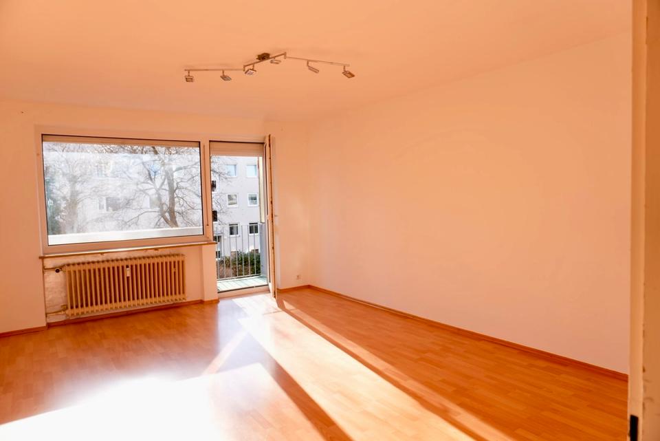 Thumbnail-Neu möblierte und sehr ruhige 2-Zimmer Wohnung in Milbertshofen