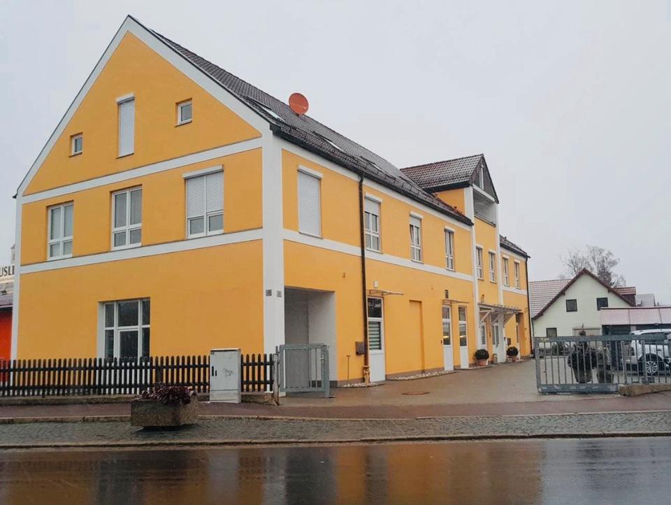 Thumbnail-Attraktive 3-Zimmer Wohnung in Schwarzenfeld zu vermieten