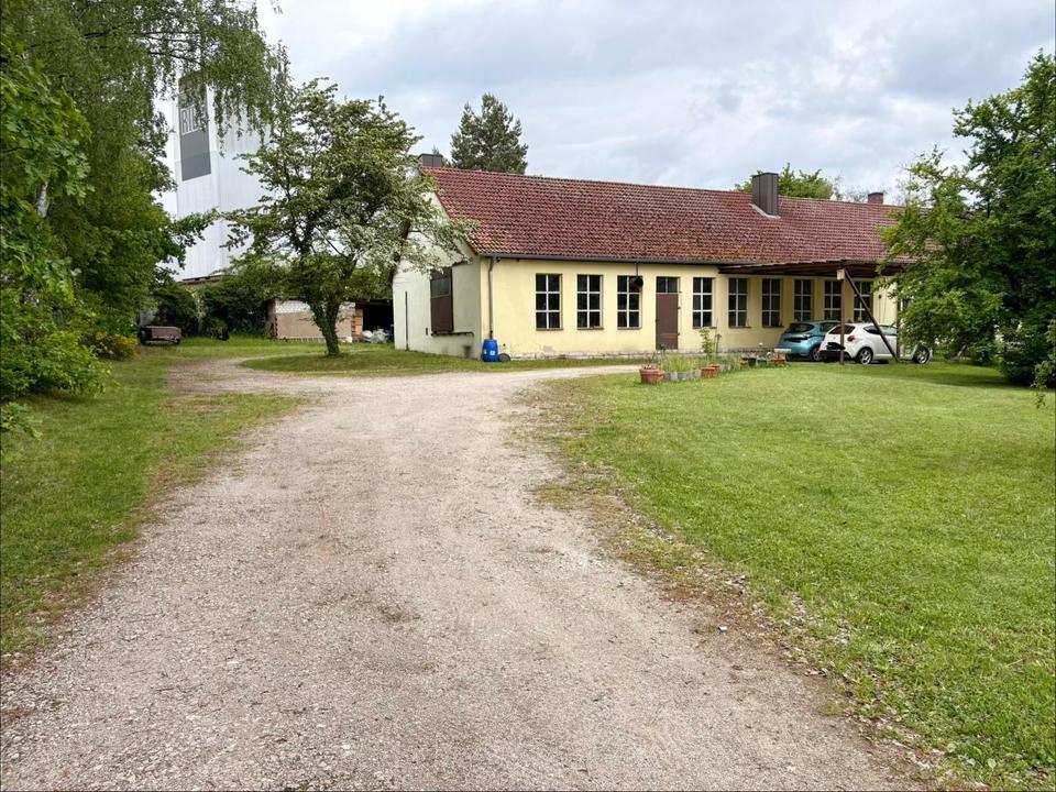 Thumbnail-Gewerbe und Wohnimmobilie in Schwabach Süd zu verkaufen.