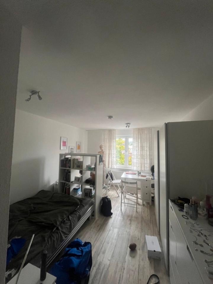 Thumbnail-Helles 1-Zimmer Appartement (22qm) in zentraler Lage in Homburg