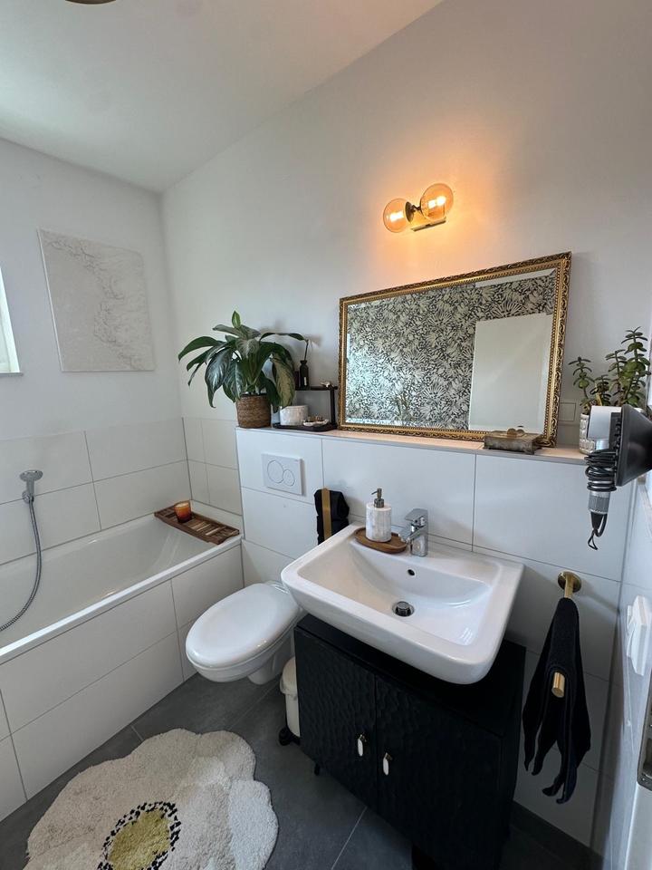 Thumbnail-Wahneide gegen Merheim Wohnung