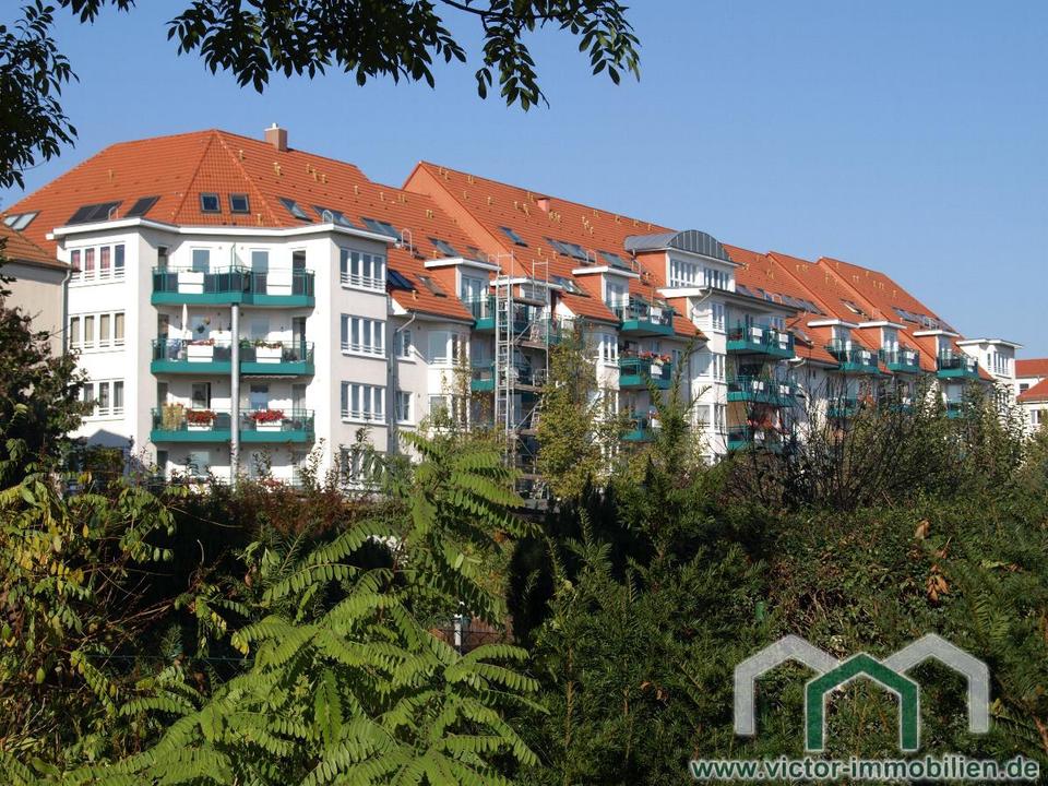 Thumbnail-** 1-Zimmer-Wohnung mit Einbauküche, Balkon und Tiefgaragenstellplatz **
