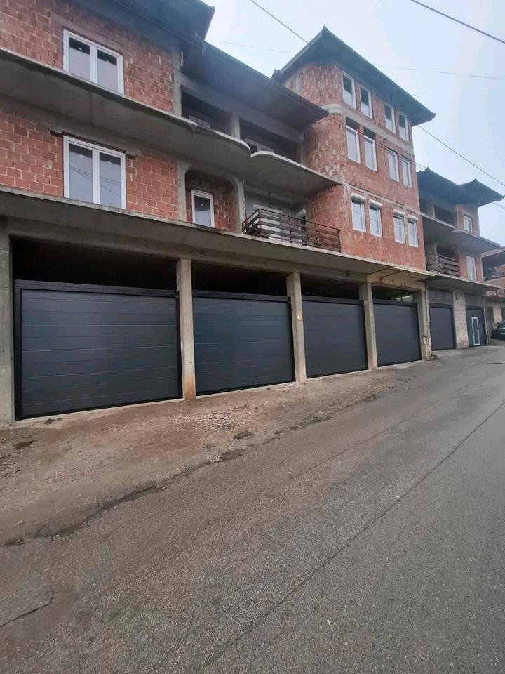 Thumbnail-Lager in Serbien zu vermieten