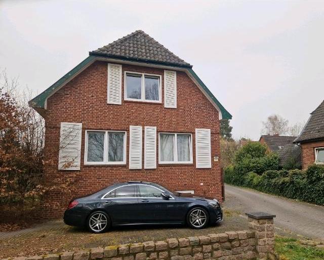 Thumbnail-Baugrundstück mit Bestandsgebäude (Wasserschaden)