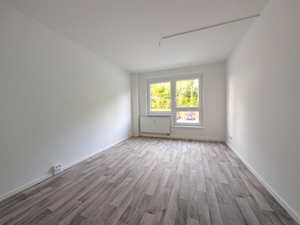 Thumbnail-Helle, freundliche 2-R-Wohnung mit Balkon in Zentrumsnähe