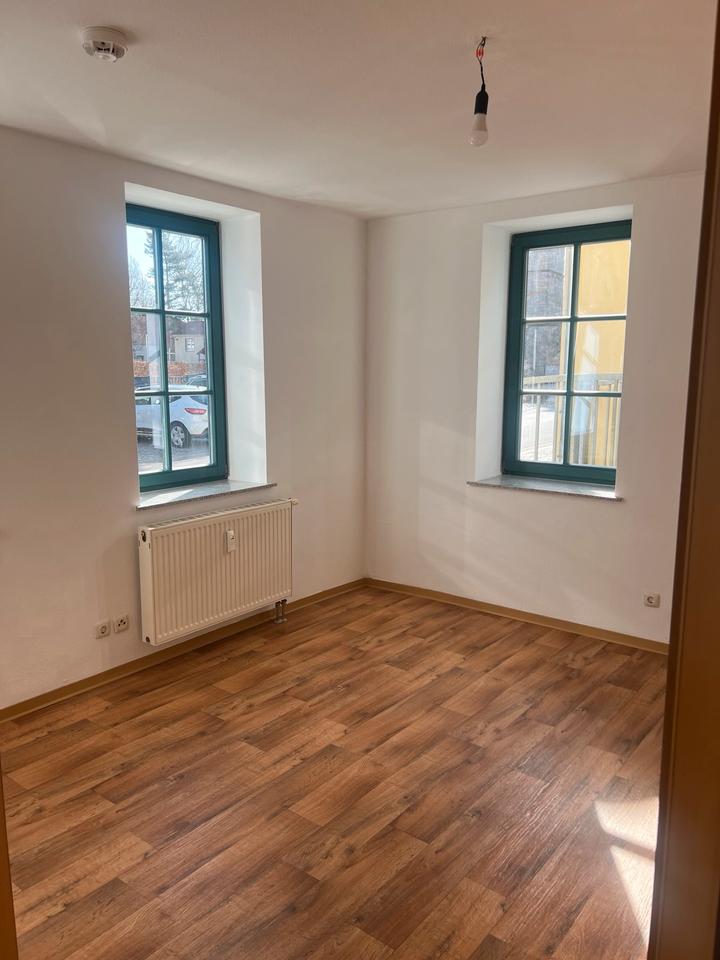 Thumbnail-3 Zimmer Wohnung mit Terrasse u. Stellplatz