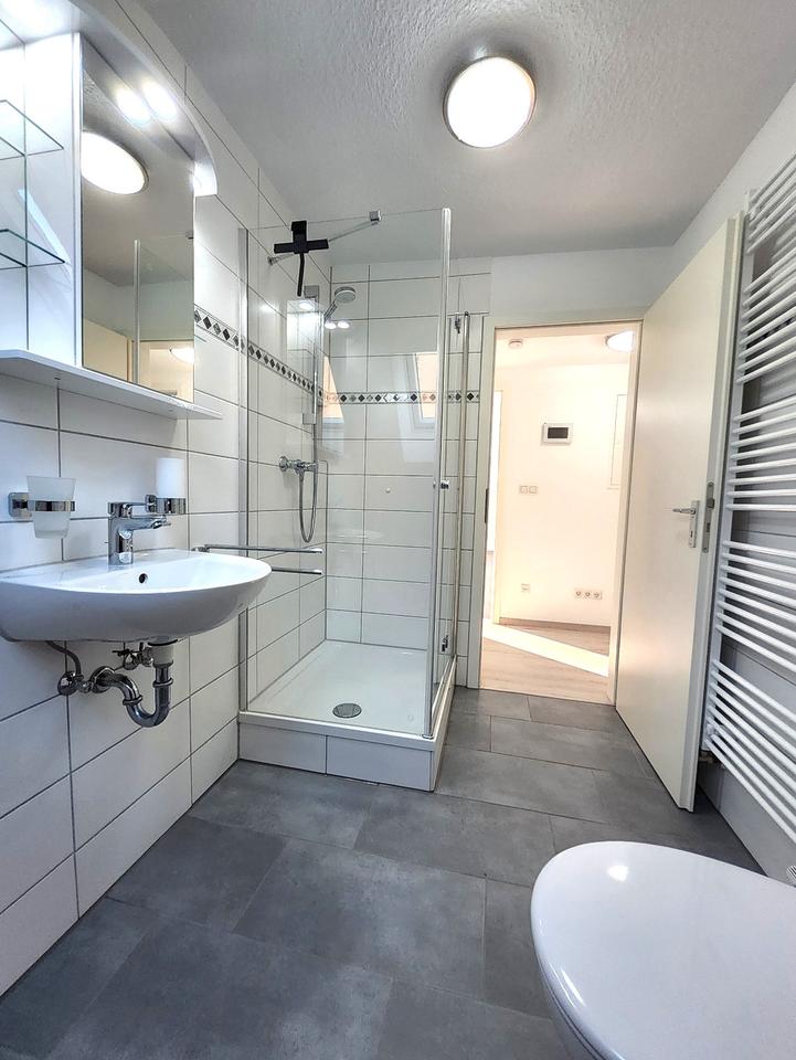 Thumbnail-ERSTBEZUG: Moderne 2,5 ZKB Wohnung, Miet-,Miete,66121 Saarbrücken