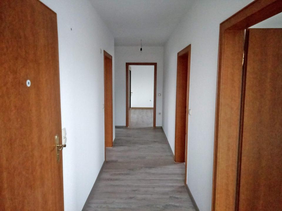 Thumbnail-3-Zimmer-Dachgeschosswohnung Leverkusen-Rheindorf