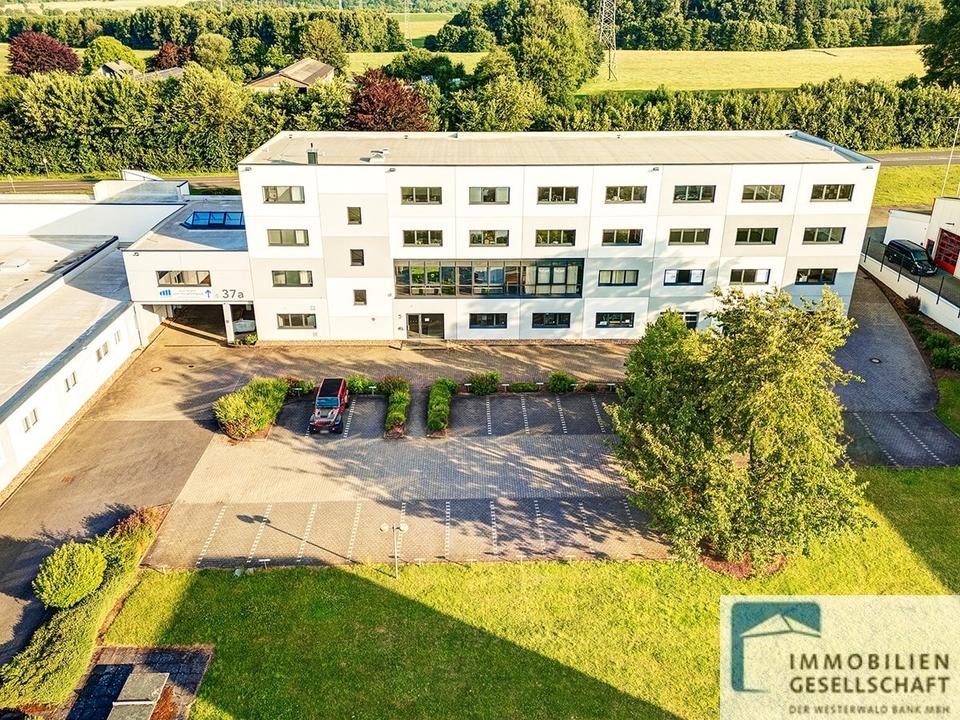 Thumbnail-Agil arbeiten, flexibel mieten, in vielen Größen verfügbar! Mikrobüros 25 m²50 m²75 m² im WWZZ!