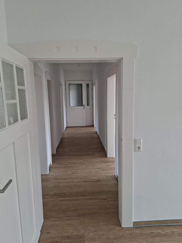 Thumbnail-Kernsanierte, großzügige und helle 4-Zimmerwohnung