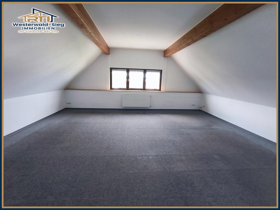 Thumbnail-Von RTI: „Büroräume auf zwei Etagen mit ca. 250 m² in Hachenburg zu vermieten