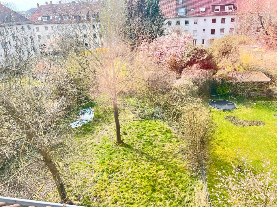 Thumbnail-Möblierte DG Wohnung 2,5 Zimmer 58qm mit Gartenmitbenutzung