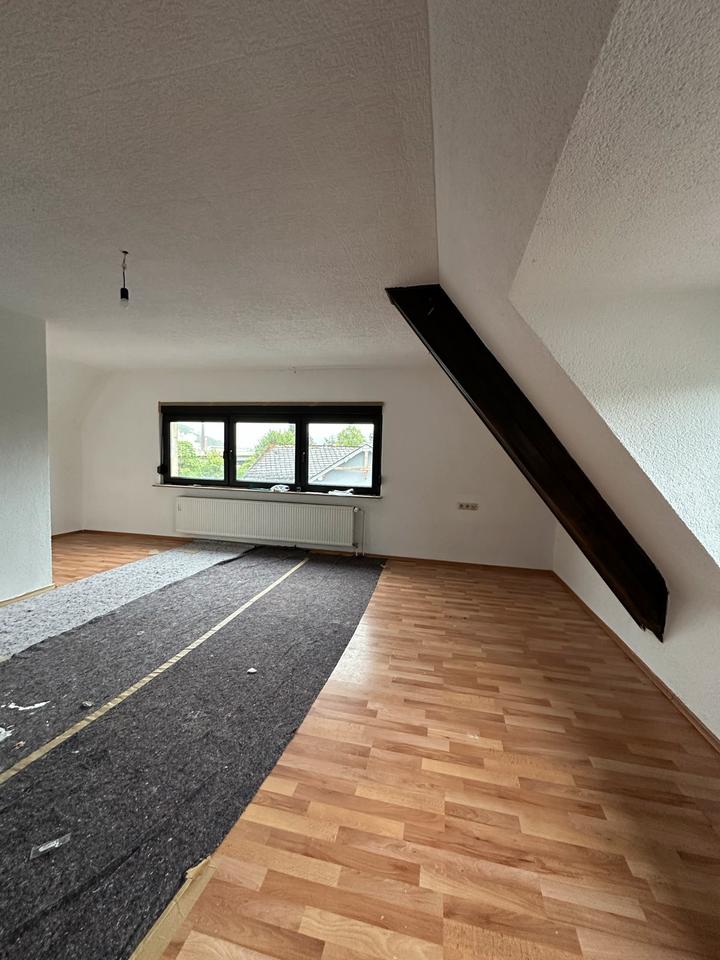 Thumbnail-Schöne 2ZKB Dachgeschosswohnung in Siegen-Geisweid